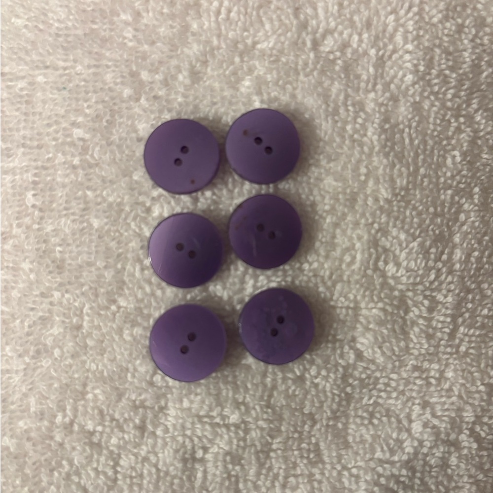 Vintage Buttons - Picture 5 of 6